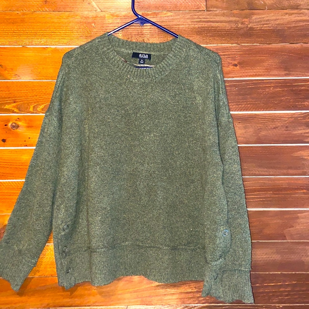 Army green sweater great for fall